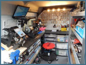 Safe Key Shop Basking Ridge, NJ 732-749-7422 - 2-mobile-locksmith